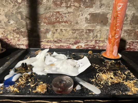 Open The Roads WHITE figure candles